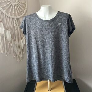 4/$15 New Balance Women’s NB Dry Shirt L